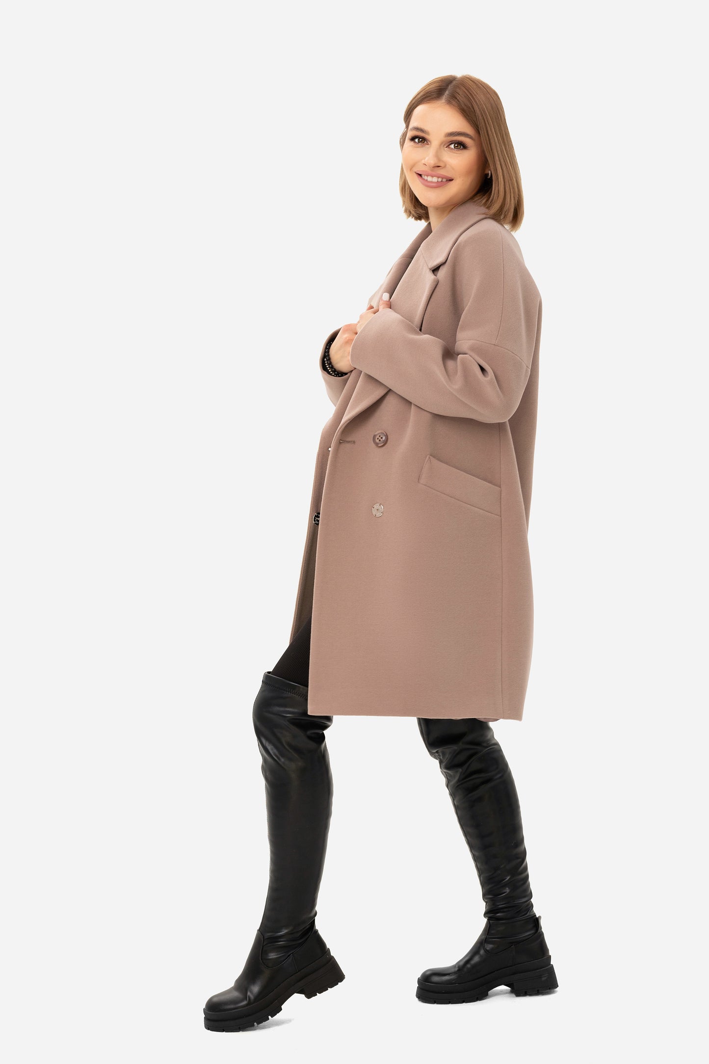 Women's short oversized coat