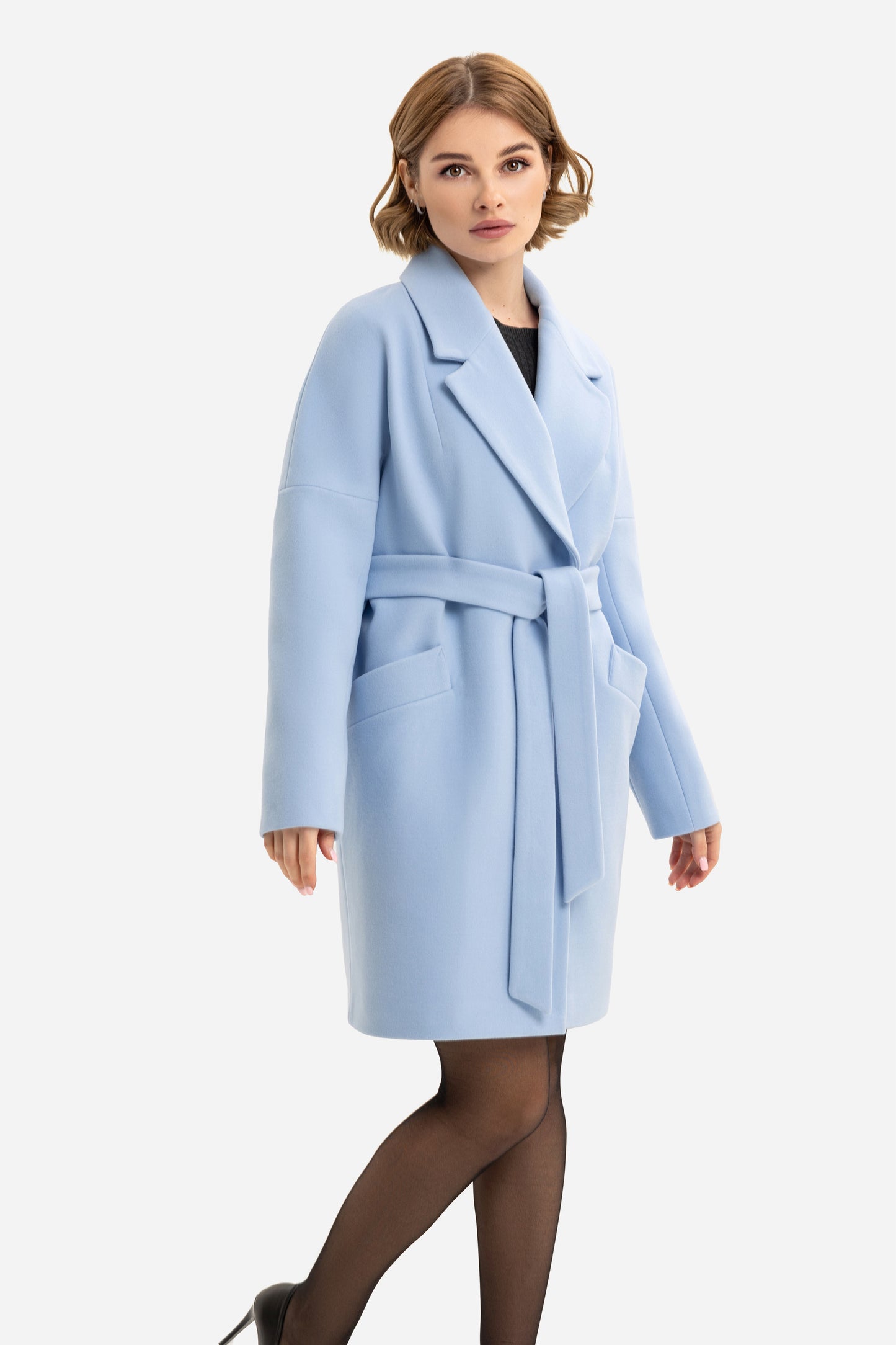 Women's short oversized coat