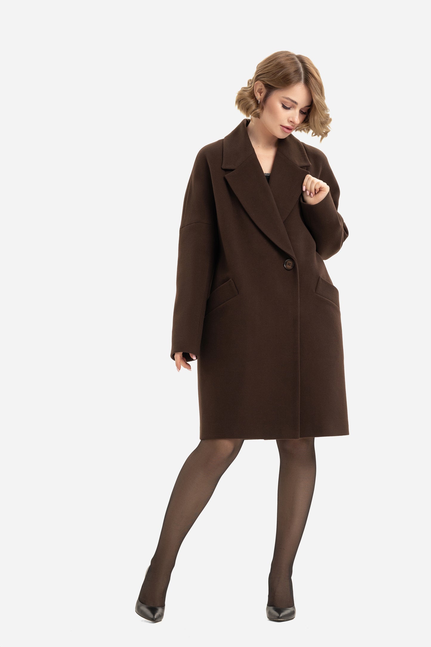 Women's short oversized coat