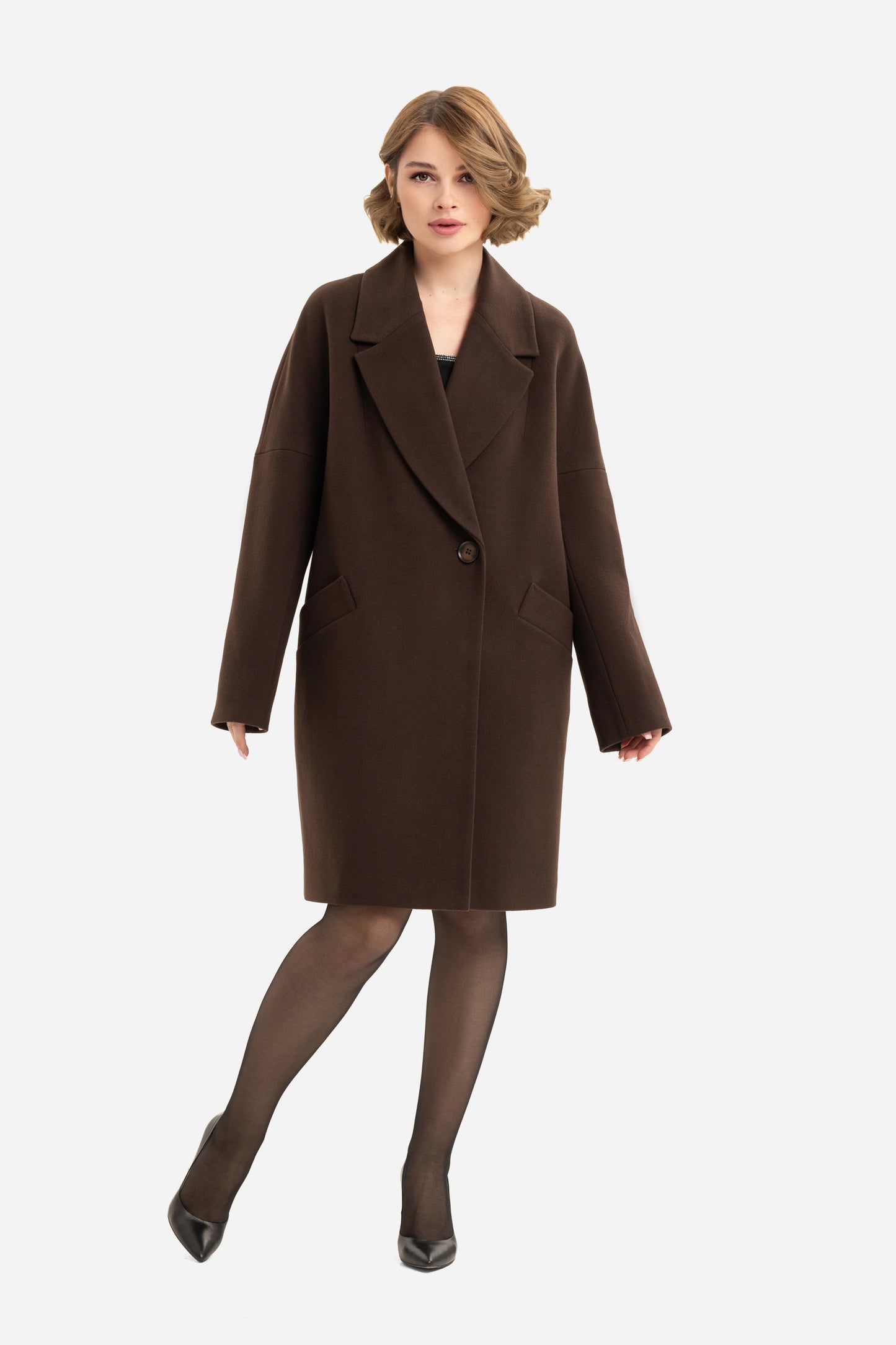 Women's short oversized coat