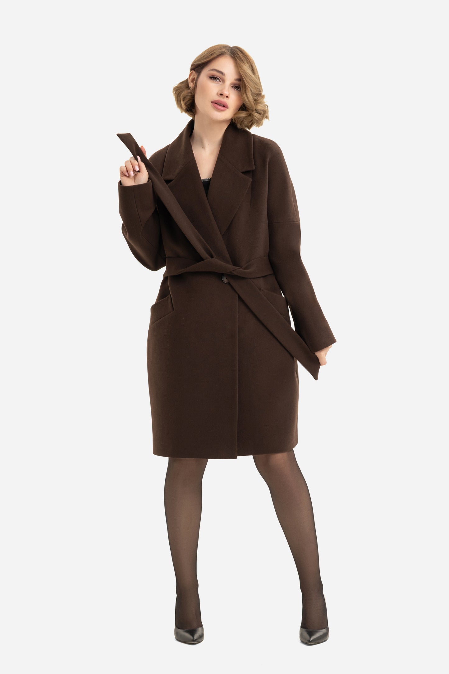 Women's short oversized coat