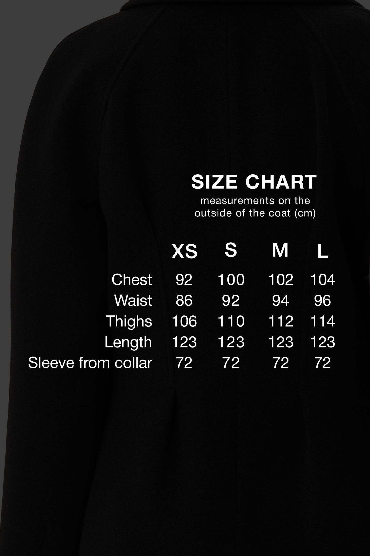 Women's coat with an accentuated waist