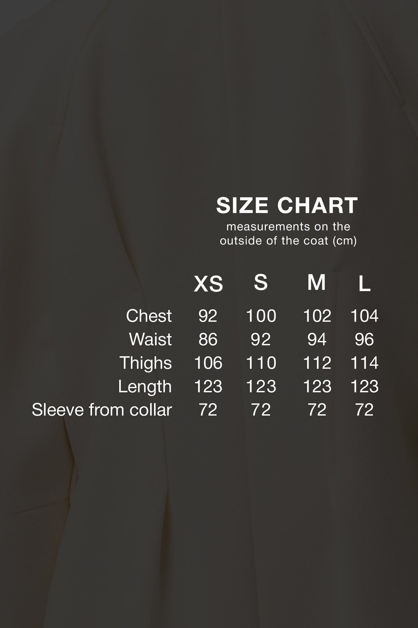 Women's coat with an accentuated waist