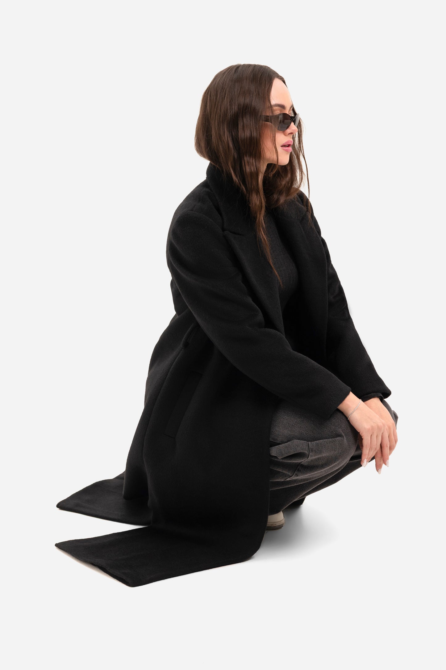 Women's coat with side slits