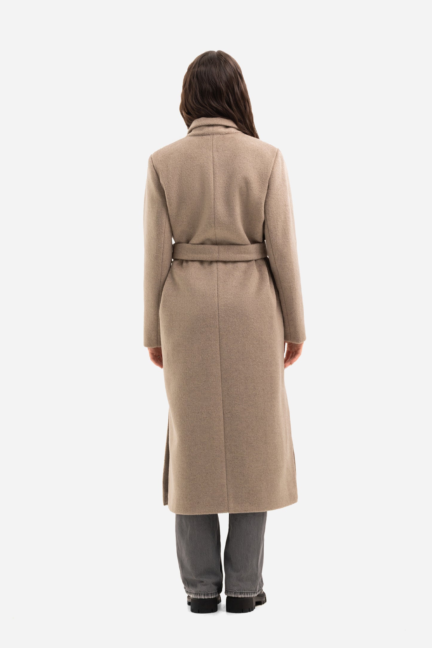 Women's coat with side slits